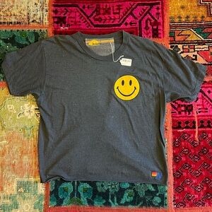 NWT Aviator Nation Women’s Boyfriend Smiley Tee, Size Large